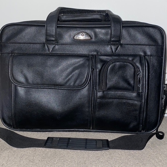 Samsonite vintage black leather messenger bag